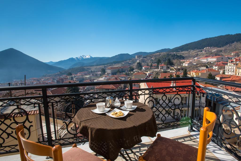 Artemis Otel Karpenísion Oda fotoğraf