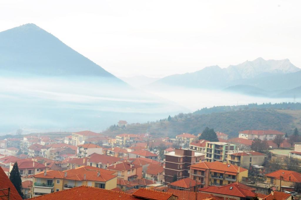 Artemis Otel Karpenísion Oda fotoğraf